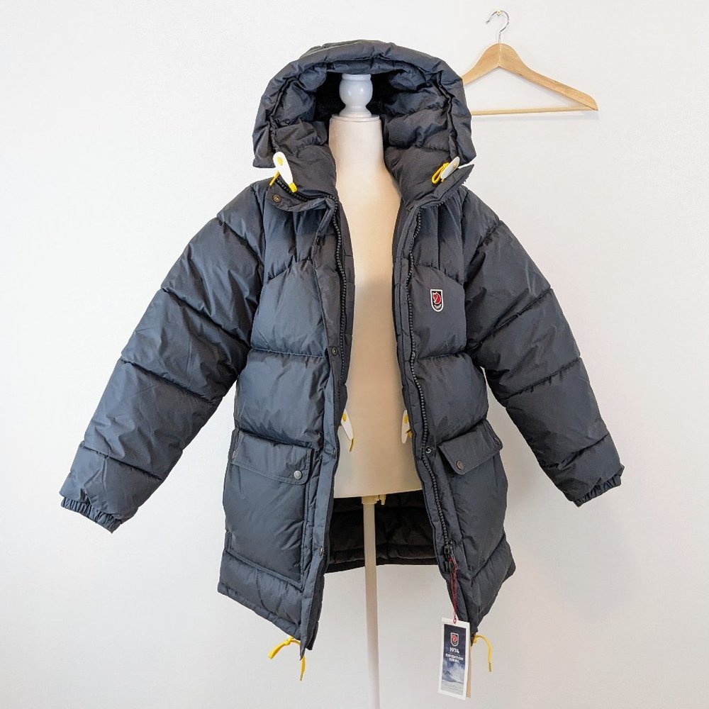 NWT Fjallraven 1974 expedition down jacket basalt 89029